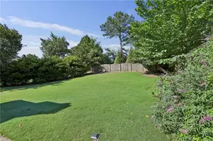 7880 Brookwood Way, Cumming, GA 30041 - Photo 4