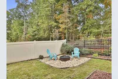 118 Village Place, Newnan, GA 30265 - Photo 8