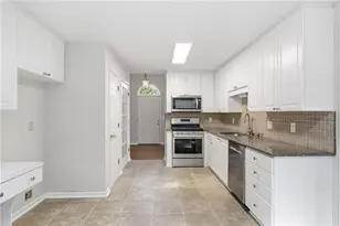 5697 Glandor Dr SE, Mableton, GA 30126 - Photo 12