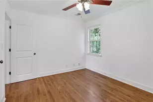 115 Peachtree Memorial Dr NW, Atlanta, GA 30309 - Photo 14