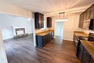 410 Red Tail Rd, Jefferson, GA 30549 - Photo 2