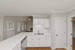 1798 Poinsettia Dr, Marietta, GA 30062 - Photo 16