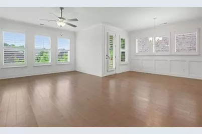 226 Floral Valley Drive, Woodstock, GA 30188 - Photo 18