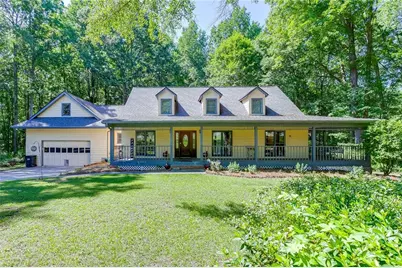2720 Bay Ridge Drive, Loganville, GA 30052 - Photo 2