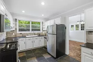 1513 Melrose Dr SW, Atlanta, GA 30310 - Photo 12