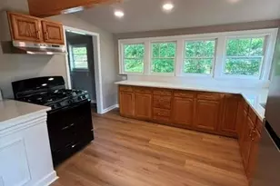 920 Cardinal Dr, Gainesville, GA 30501 - Photo 10