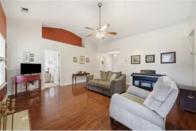 4901 Summersun Drive, Morrow, GA 30260 - Photo 4