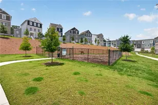 1445 Creekside Circle, Atlanta, GA 30318 - Photo 36