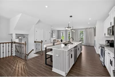 1445 Creekside Circle, Atlanta, GA 30318 - Photo 10