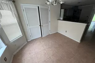 5220 Round Table Dr, Ellenwood, GA 30294 - Photo 18