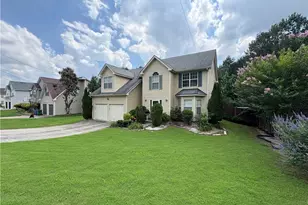 5220 Round Table Dr, Ellenwood, GA 30294 - Photo 2