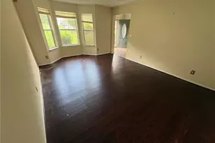 5220 Round Table Dr, Ellenwood, GA 30294 - Photo 6
