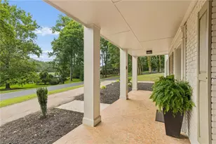 2635 Beckwith Trail S E, Marietta, GA 30068 - Photo 2