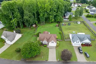 387 Joshua Way, Hoschton, GA 30548 - Photo 2