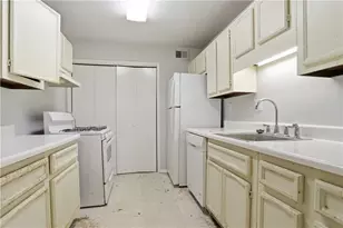 1201 Vicksburg Pl, Atlanta, GA 30350 - Photo 8