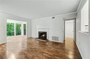1201 Vicksburg Pl, Atlanta, GA 30350 - Photo 4