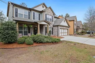 3541 Stoneleigh Walk, Lithonia, GA 30038 - Photo 4