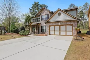 3541 Stoneleigh Walk, Lithonia, GA 30038 - Photo 2