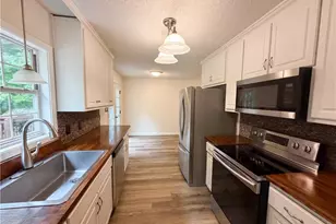 160 Regency Dr, Bethlehem, GA 30620 - Photo 6