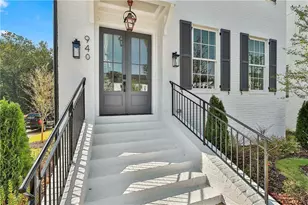 940 Laurel Brooke Ave, Peachtree City, GA 30269 - Photo 2
