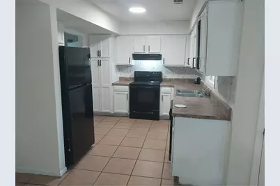 15 Lakeview Lane, Stockbridge, GA 30281 - Photo 2