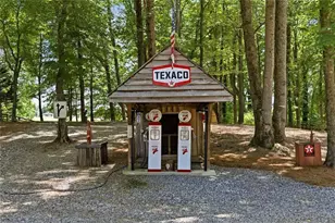 5135 Howard Rd, Cumming, GA 30040 - Photo 154
