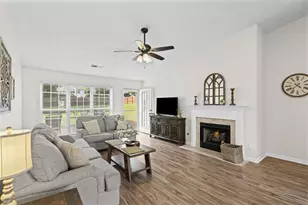7065 Valley Landing Ct, Cumming, GA 30041 - Photo 10