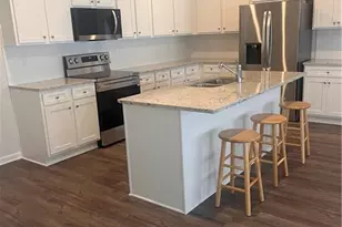 398 Lanier Cir, Woodstock, GA 30189 - Photo 4