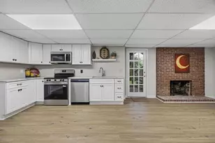 2042 Lake Lucerne Dr SW, Lilburn, GA 30047 - Photo 18