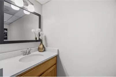 2042 Lake Lucerne Drive SW, Lilburn, GA 30047 - Photo 20