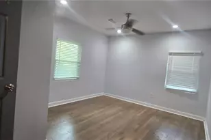 2410 Macon Dr SW, Atlanta, GA 30315 - Photo 10