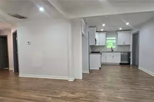 2410 Macon Dr SW, Atlanta, GA 30315 - Photo 4