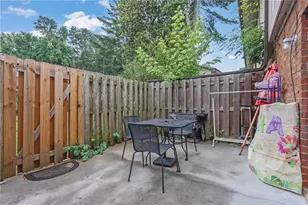 2524 Bradford Square NE, Atlanta, GA 30345 - Photo 28
