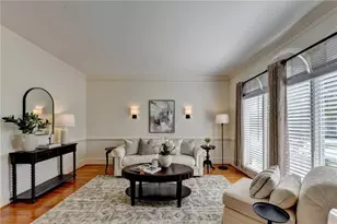 9555 Stoney Ridge Ln, Johns Creek, GA 30022 - Photo 4