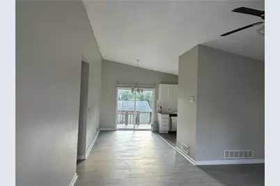 2120 Pinetree Drive, Cumming, GA 30041 - Photo 4