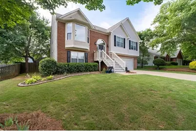 305 Chesapeake Ridge, Woodstock, GA 30189 - Photo 2