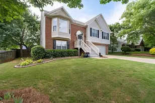 305 Chesapeake Ridge, Woodstock, GA 30189 - Photo 2