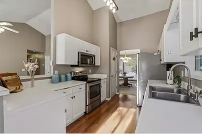 305 Chesapeake Ridge, Woodstock, GA 30189 - Photo 14