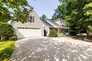7822 Beachwood Dr, Murrayville, GA 30564 - Photo 6