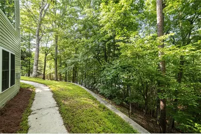 7822 Beachwood Drive, Murrayville, GA 30564 - Photo 14