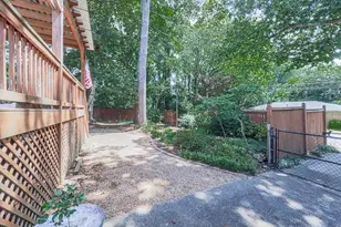 1043 Oakdale Dr SE, Smyrna, GA 30080 - Photo 30