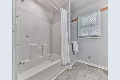 1043 Oakdale Drive SE, Smyrna, GA 30080 - Photo 18