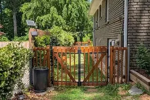 2511 Clairmont Road NE, Atlanta, GA 30329 - Photo 4
