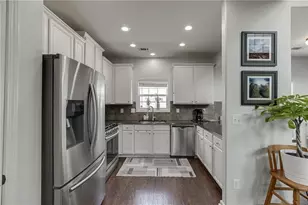 3680 Lake Pass Ln, Suwanee, GA 30024 - Photo 8