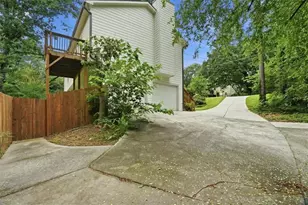 3355 Hillside Dr, Snellville, GA 30078 - Photo 38