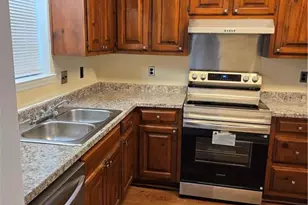 5427 Park Pl S, Atlanta, GA 30349 - Photo 4