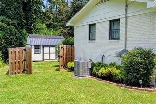 314 Spring St, Toccoa, GA 30577 - Photo 10