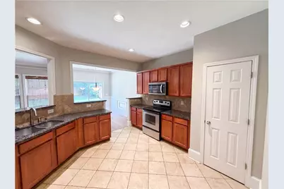 5775 Sterling Court, Cumming, GA 30040 - Photo 6
