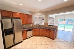 5775 Sterling Ct, Cumming, GA 30040 - Photo 2
