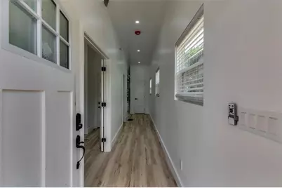 693 Ira Street SW, Atlanta, GA 30310 - Photo 2